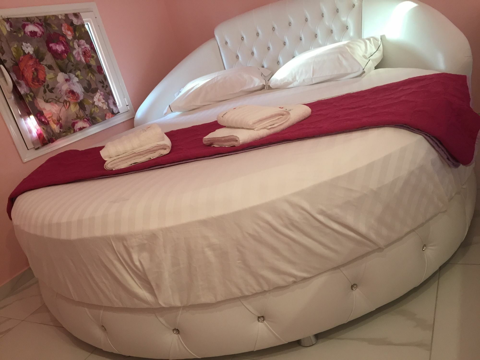 Dream Boutique Apartments نيكيتي المظهر الخارجي الصورة